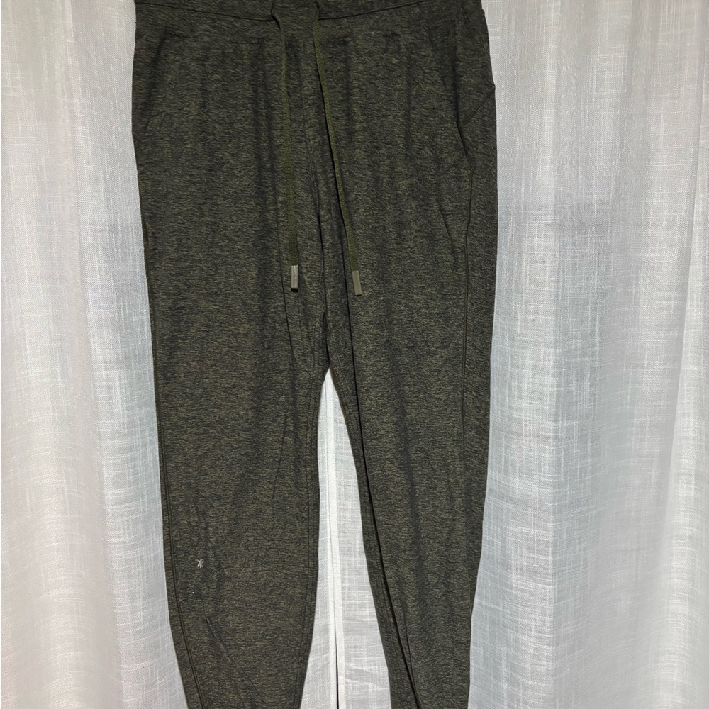 Lululemon ready to Rulu Jogger Pants